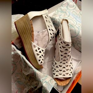 Baretraps Wedge Heels. New, never worn. Size: 9.5